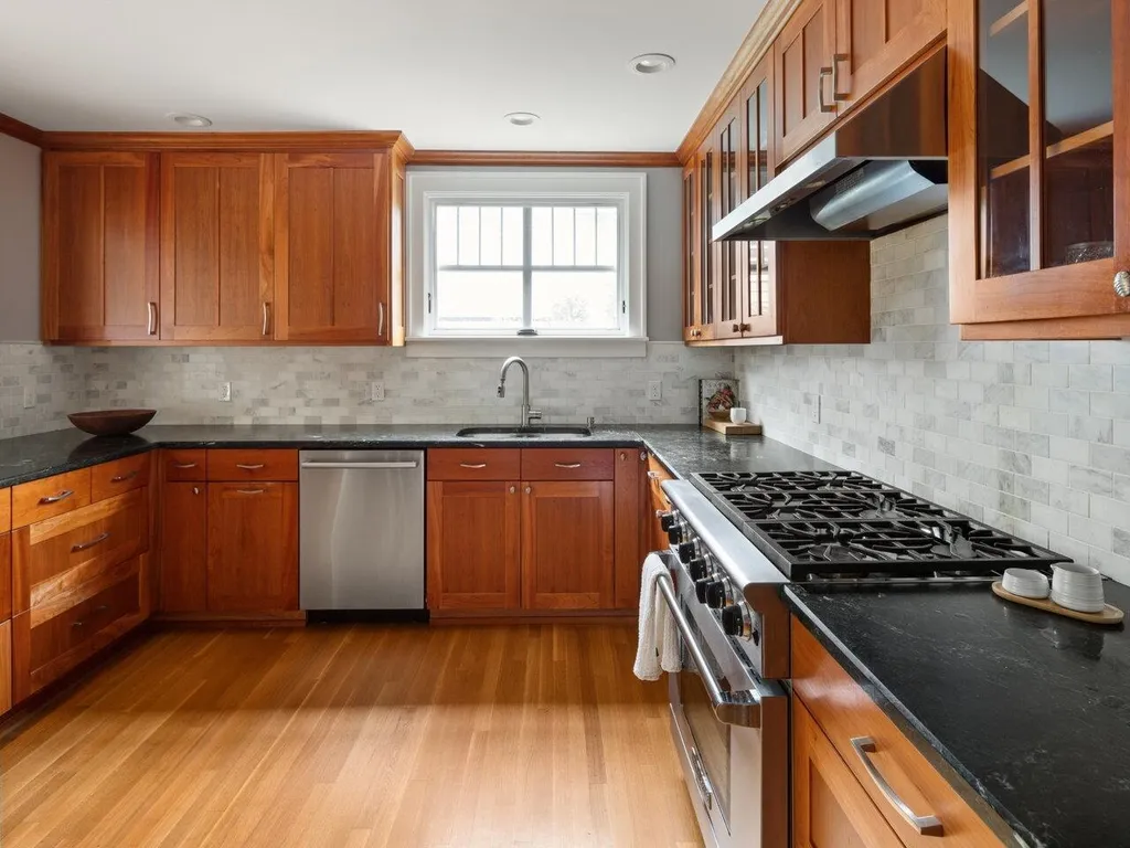 48 Henderson Terrace Burlington VT 05401
