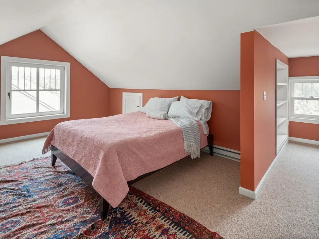 48 Henderson Terrace Burlington VT 05401
