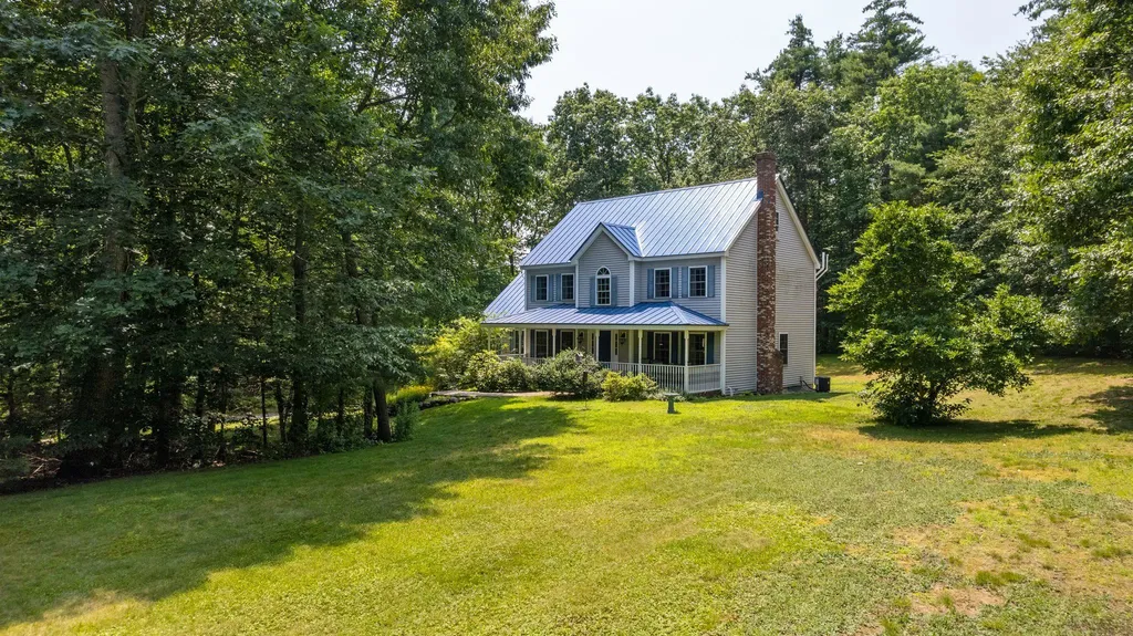 52 Mulberry Lane Chester NH 03036