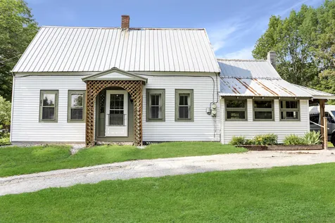 70 Sunnyside Avenue Tamworth NH 03886