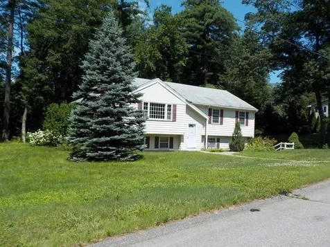 4 Quincy Lane Merrimack NH 03054