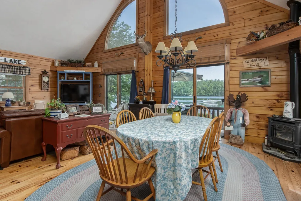 16 Germantown Road Derry NH 03038