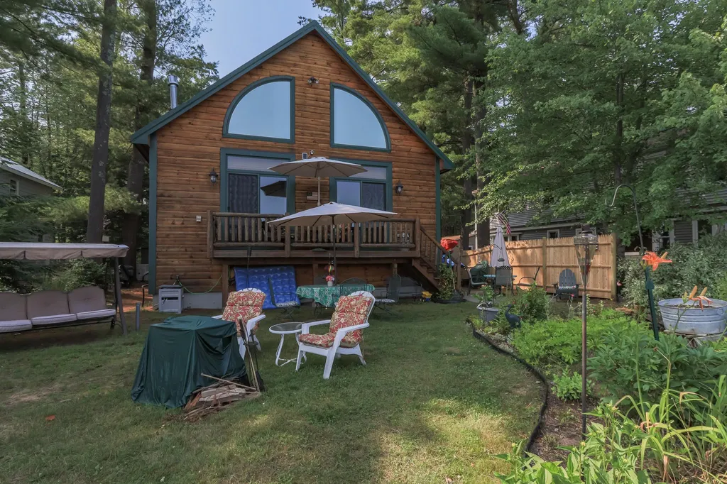 16 Germantown Road Derry NH 03038