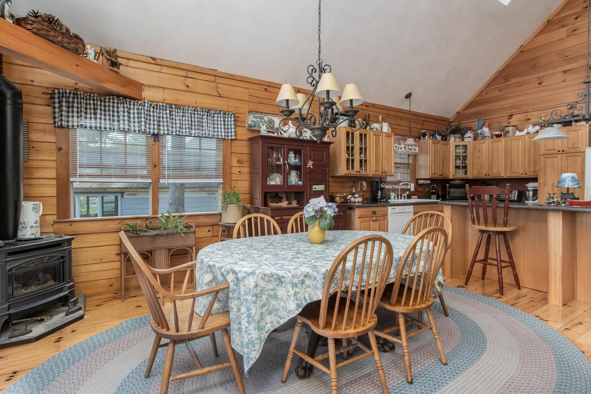 16 Germantown Road Derry NH 03038