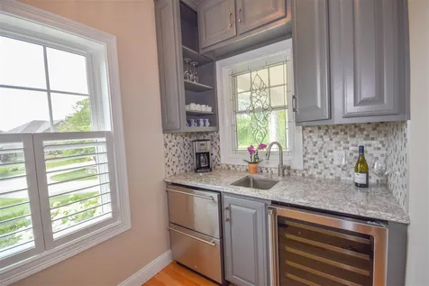 38 Wisteria Drive Dover NH 03820