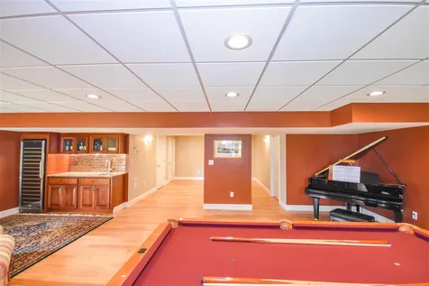 38 Wisteria Drive Dover NH 03820