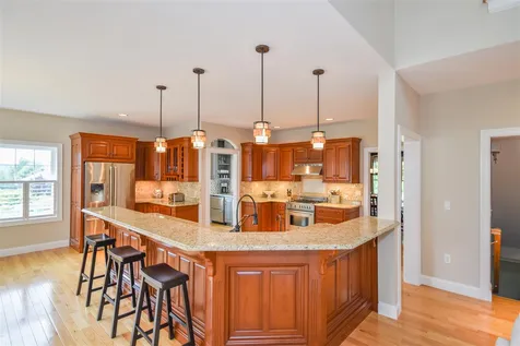 38 Wisteria Drive Dover NH 03820