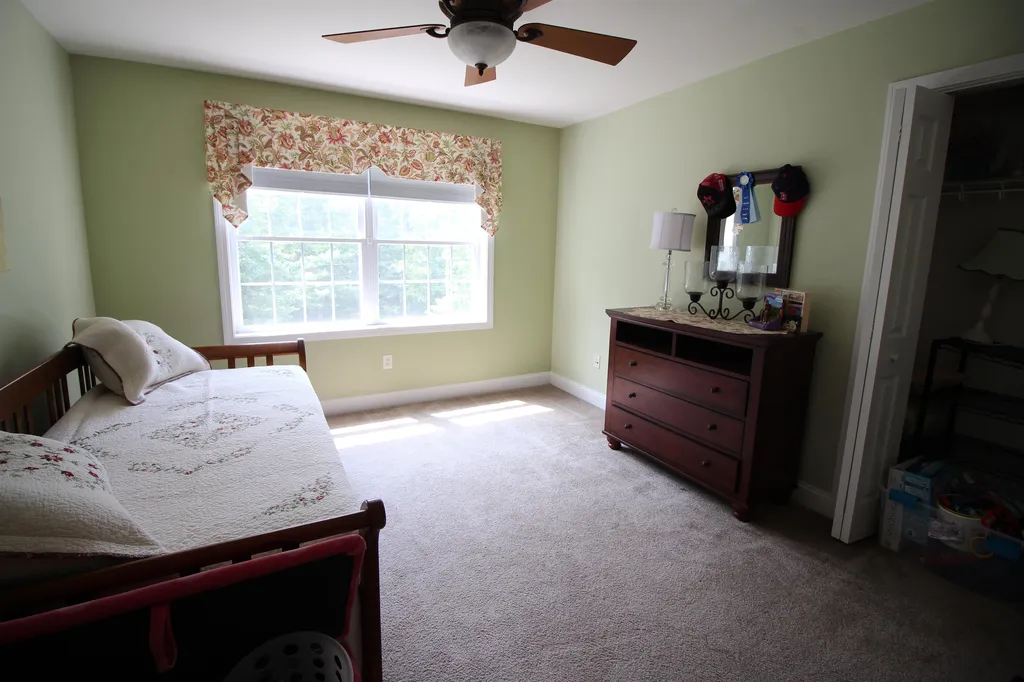 12 Kodiak Road Brookline NH 03033