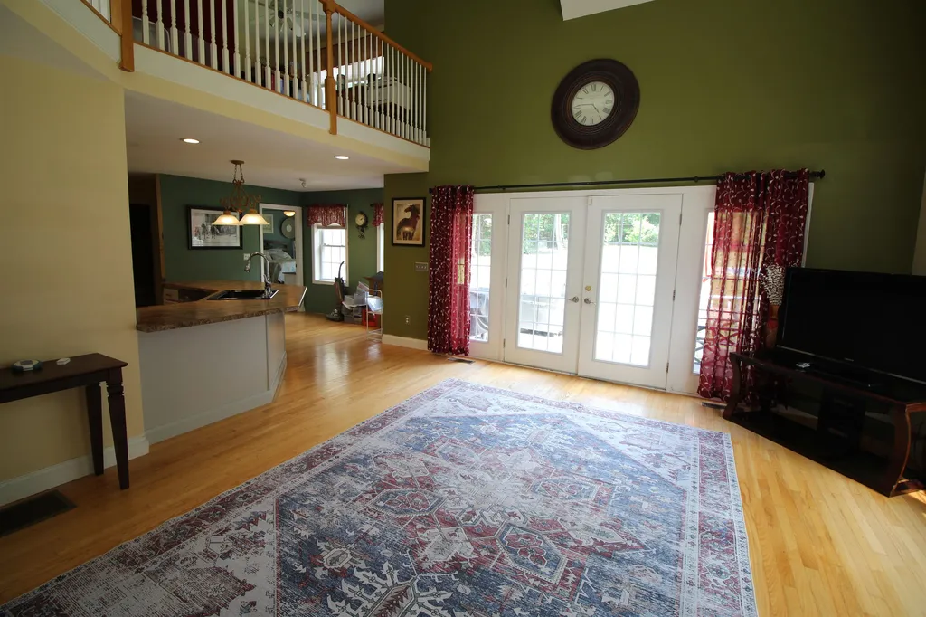 12 Kodiak Road Brookline NH 03033