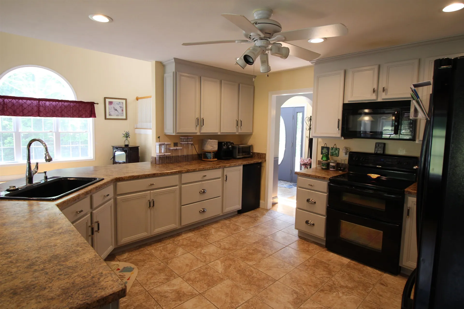 12 Kodiak Road Brookline NH 03033