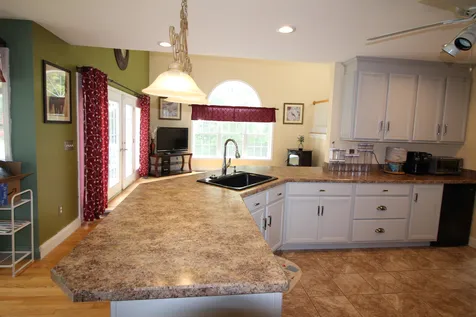 12 Kodiak Road Brookline NH 03033