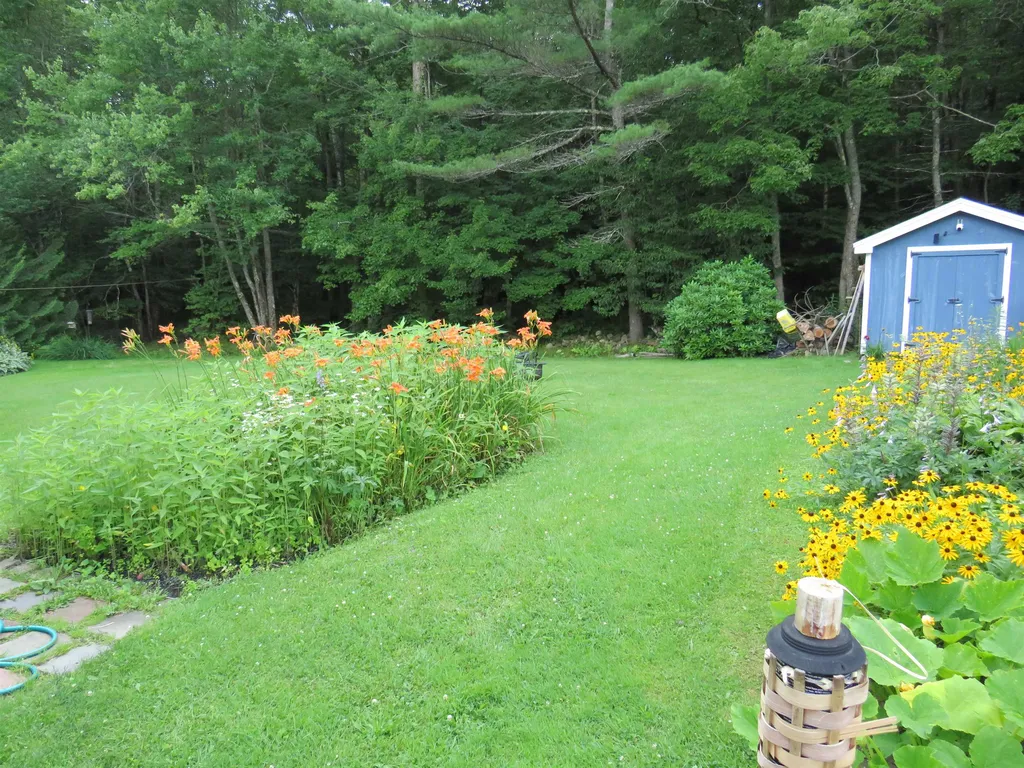 20 Arlen Drive Sullivan NH 03445