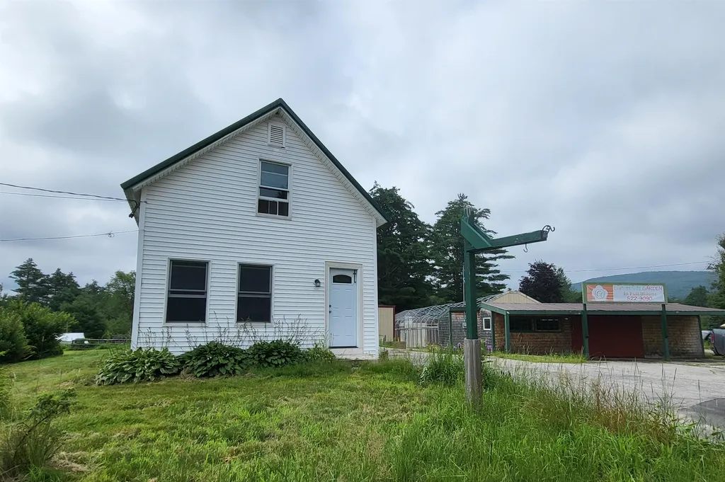 87 Wentworth Road Wakefield NH 03872