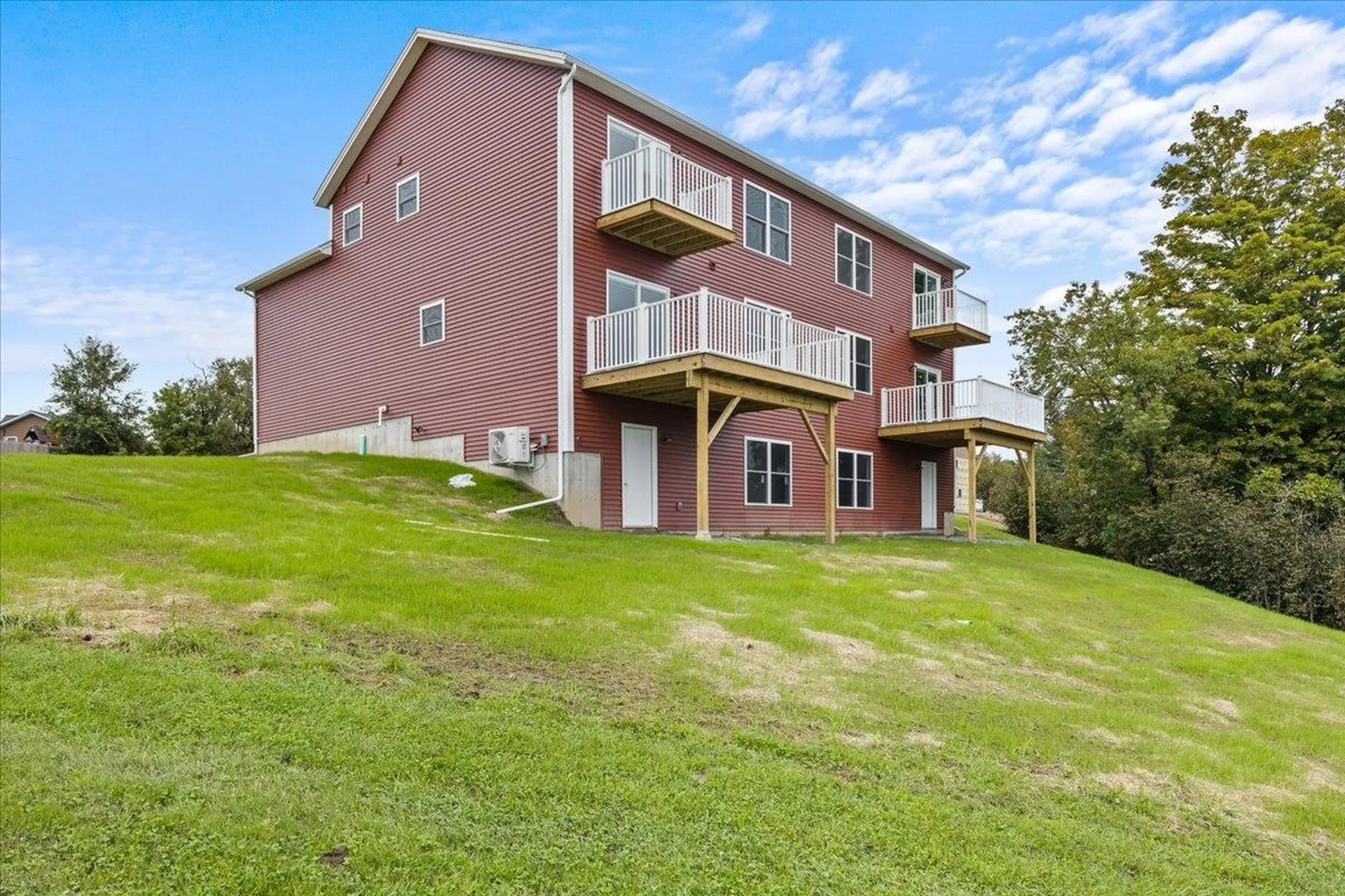 81 Bluevale Street Fairfax VT 05454