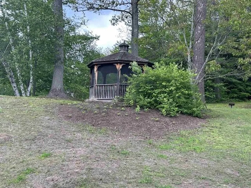 133 Colonial Avenue Hartford VT 05001