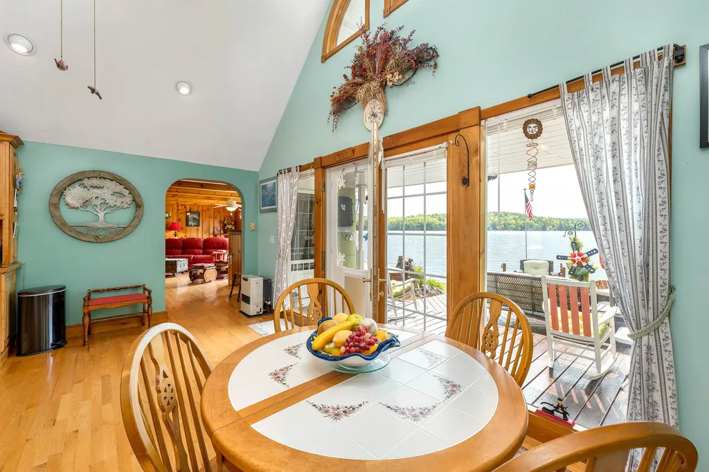 12 Lantana Lane Alton NH 03810