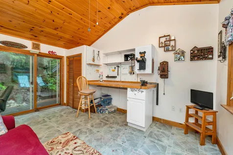 12 Lantana Lane Alton NH 03810