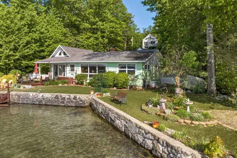 12 Lantana Lane Alton NH 03810