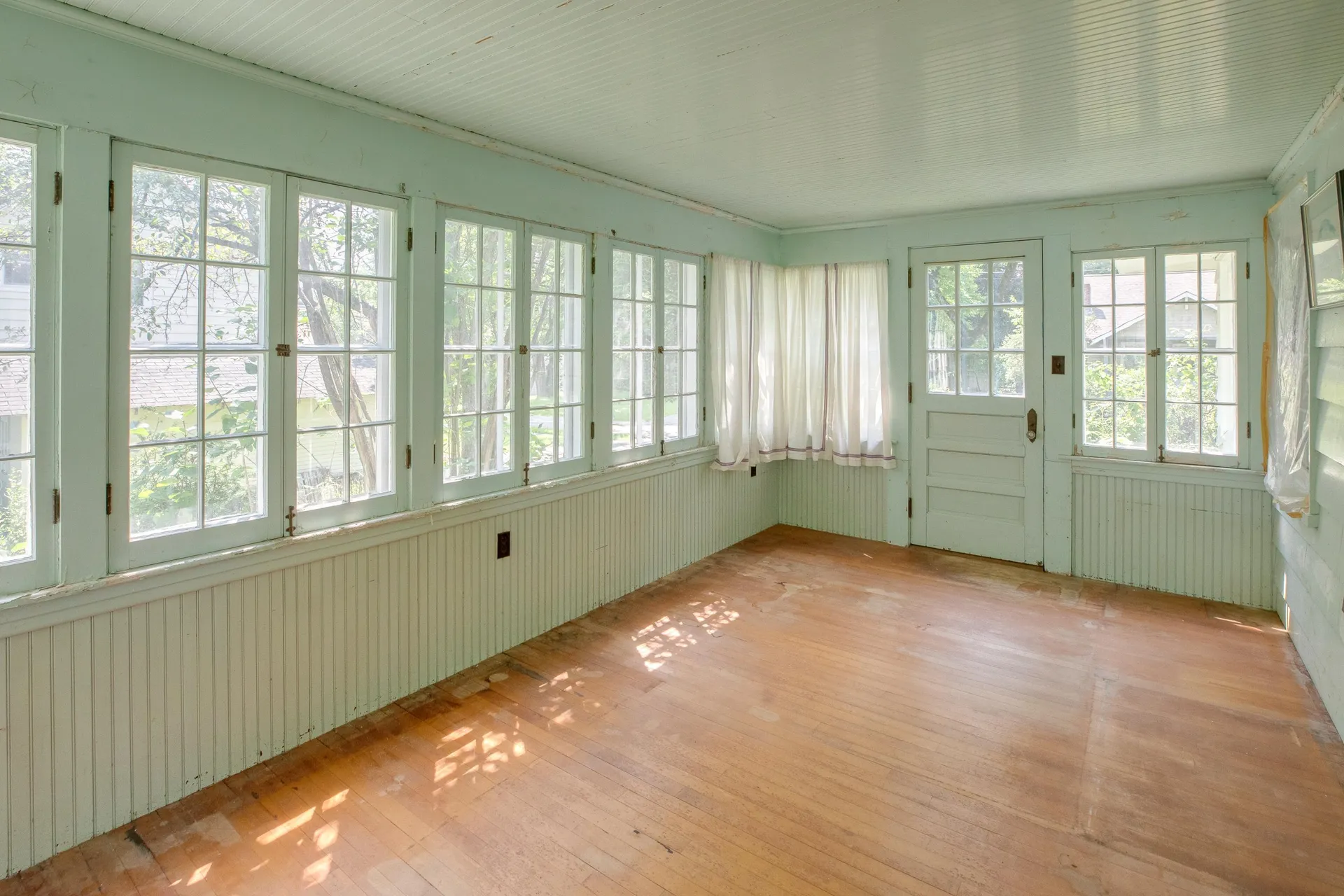 8 Garland Street Plymouth NH 03264