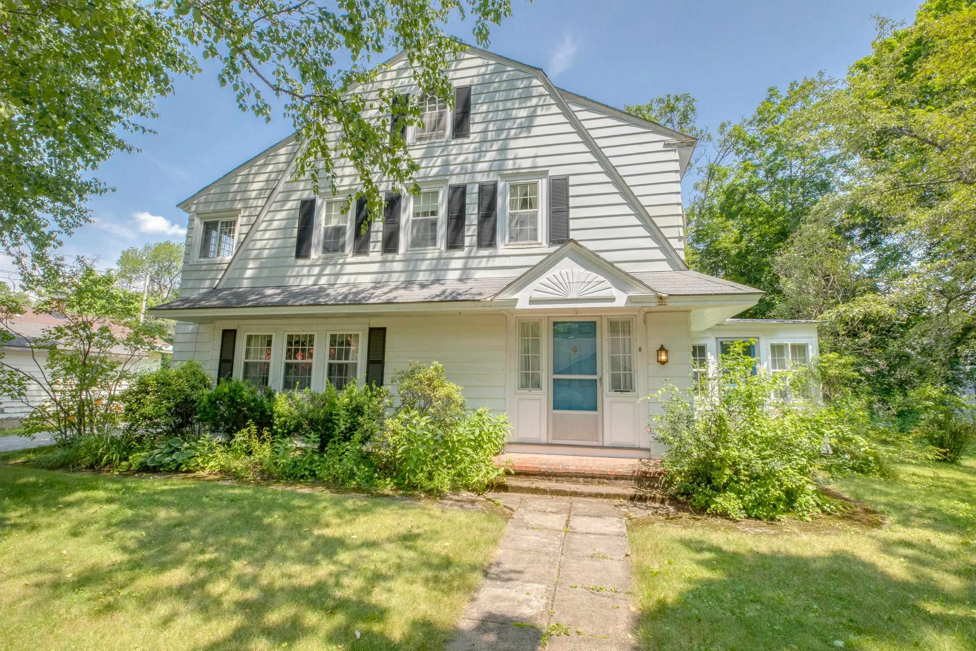8 Garland Street Plymouth NH 03264