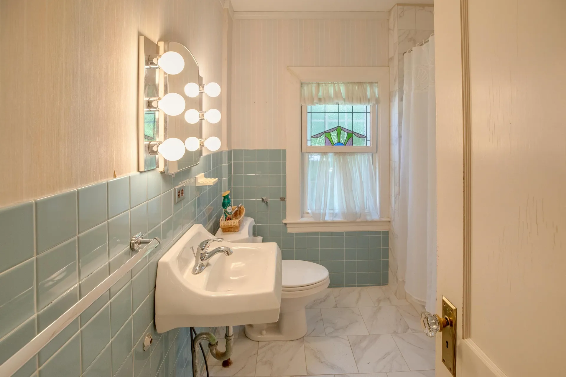 8 Garland Street Plymouth NH 03264