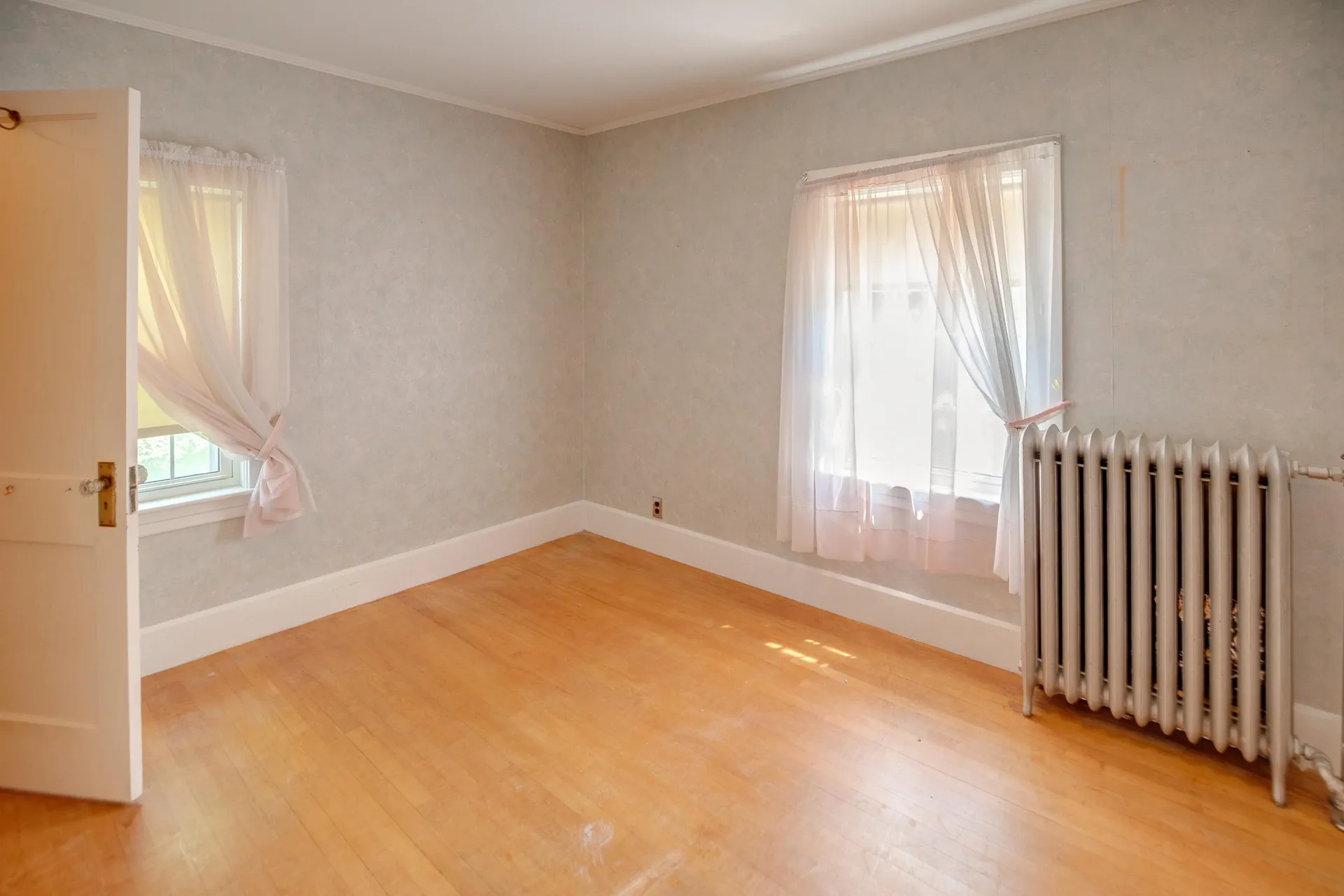 8 Garland Street Plymouth NH 03264