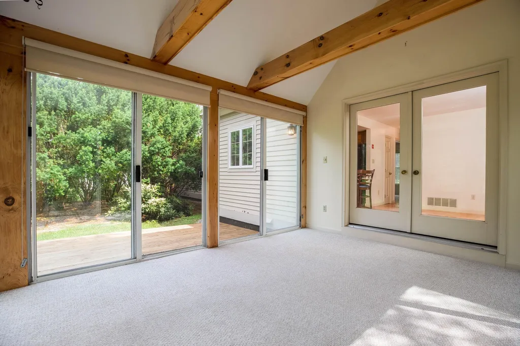 12 Stratham Green Road Stratham NH 03885