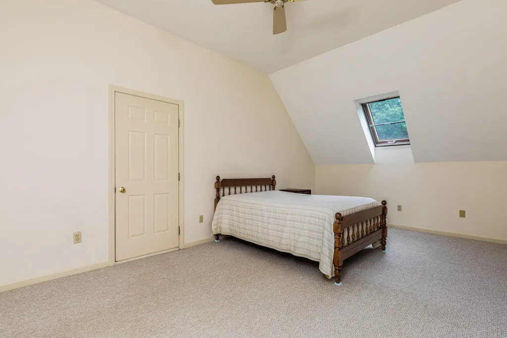 12 Stratham Green Road Stratham NH 03885