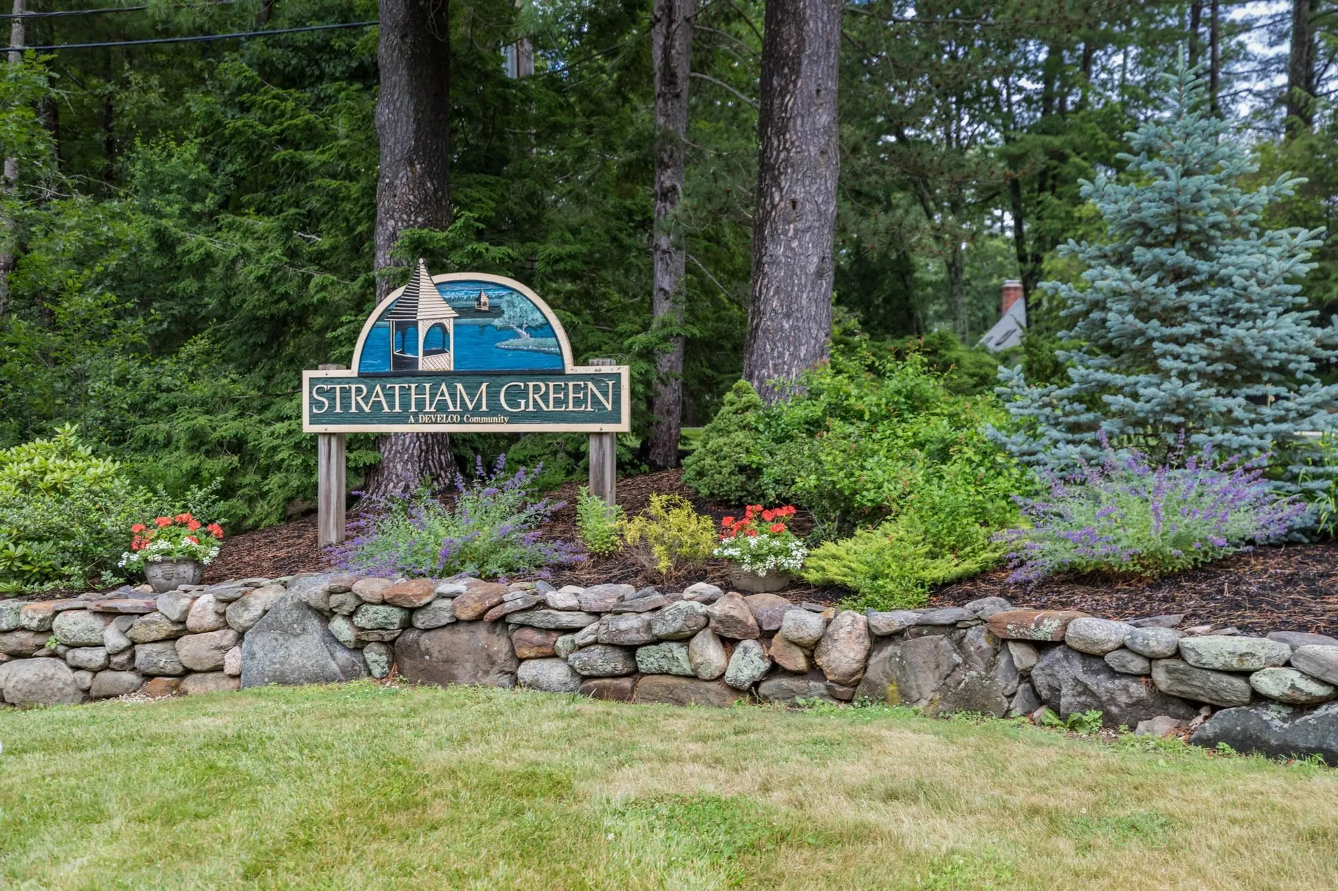 12 Stratham Green Road Stratham NH 03885