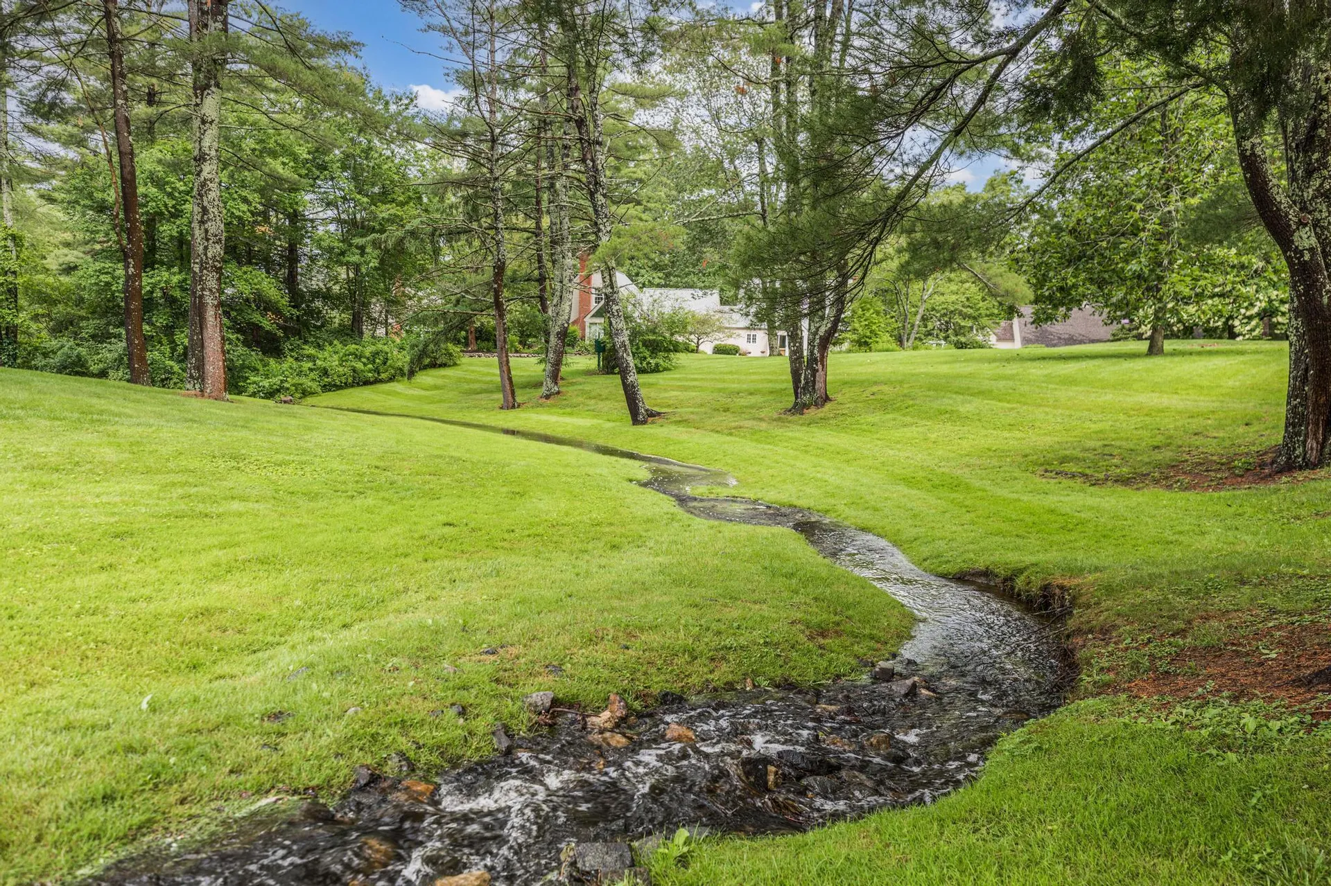 12 Stratham Green Road Stratham NH 03885