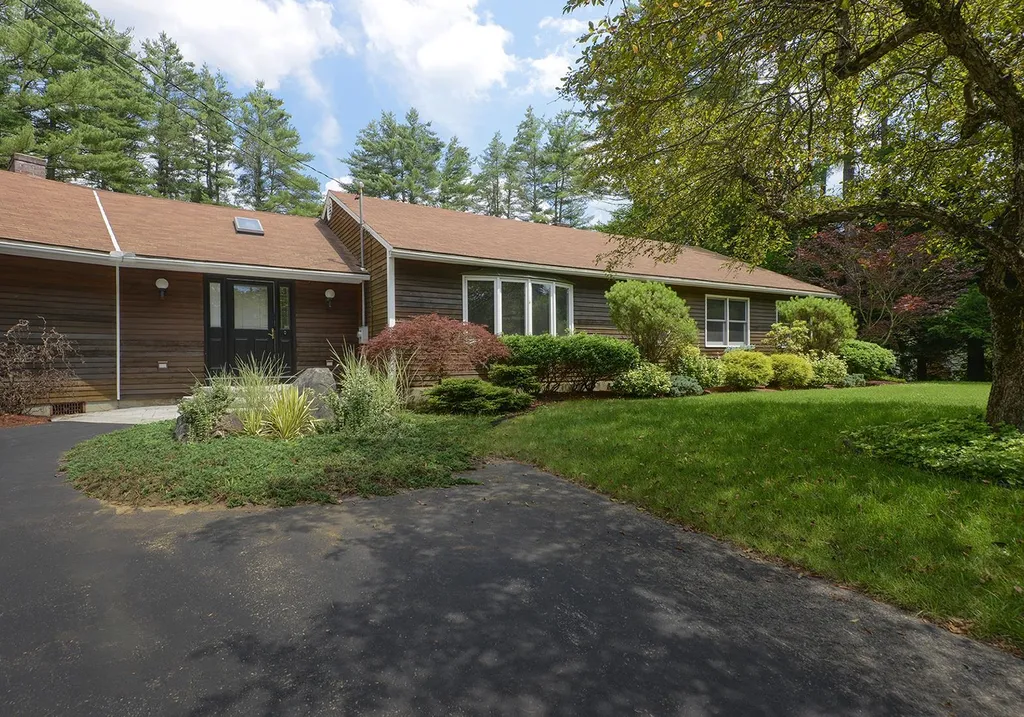 41 Centerview Drive Swanzey NH 03446