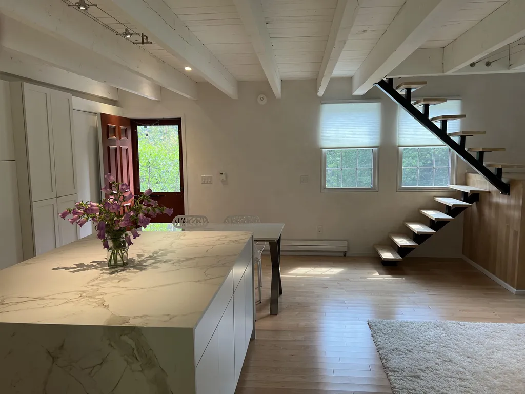 574 Willard Road Hartford VT 05059