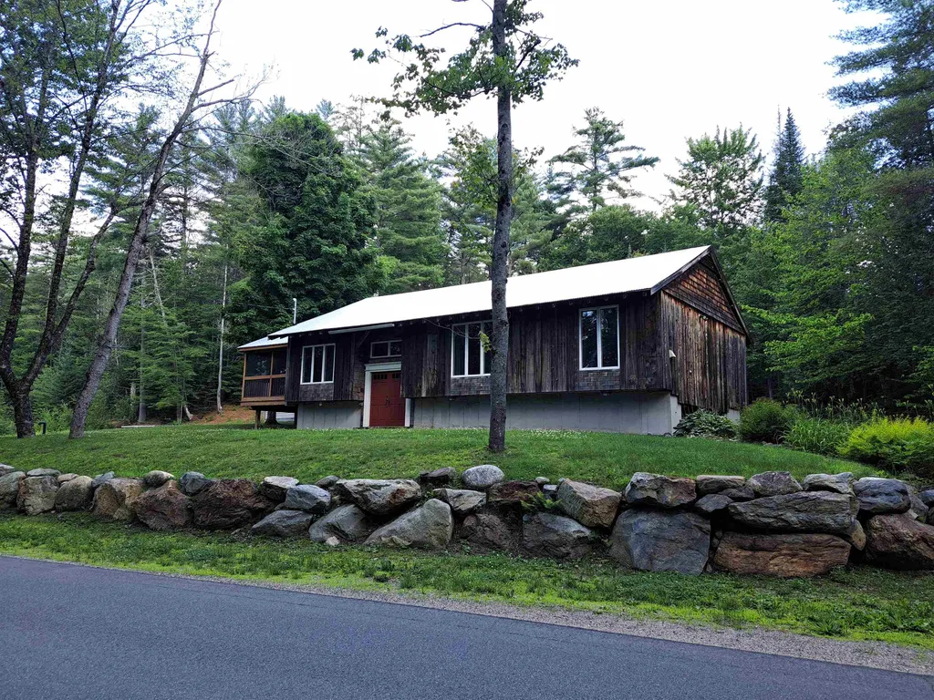 68 Emerson Road Stark NH 03582