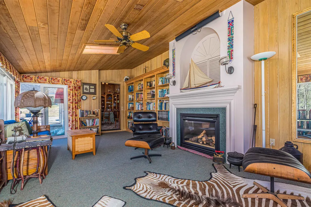 354 Durham Road Madbury NH 03823