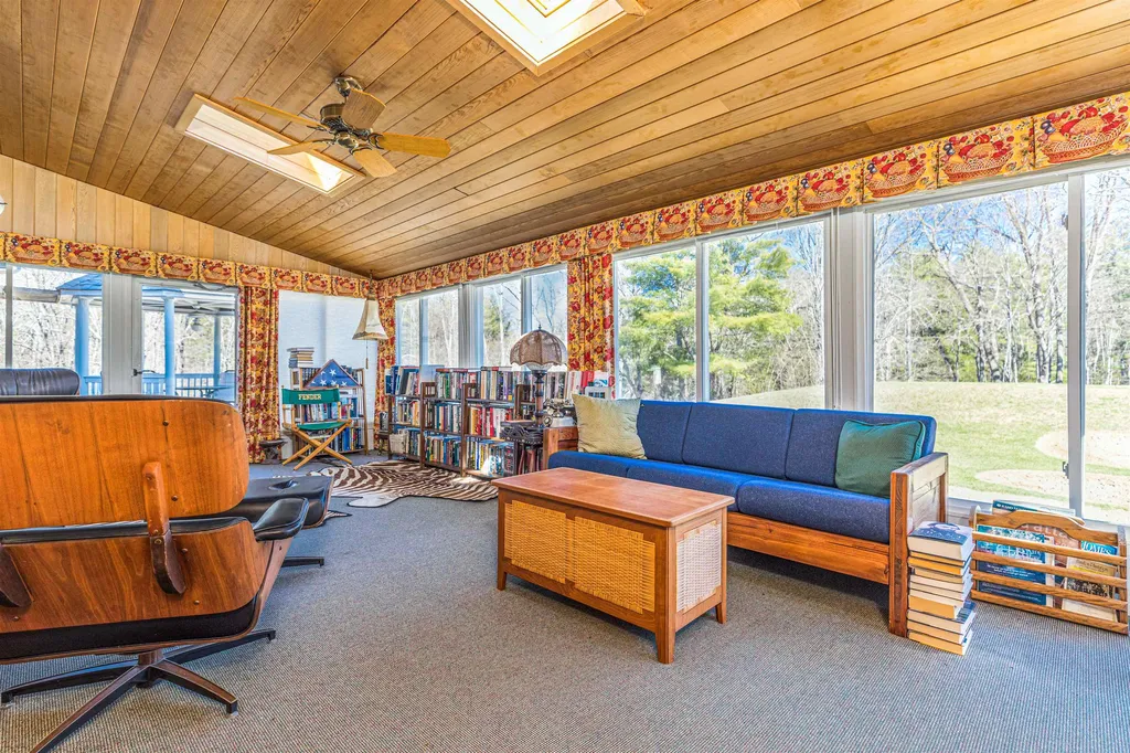 354 Durham Road Madbury NH 03823