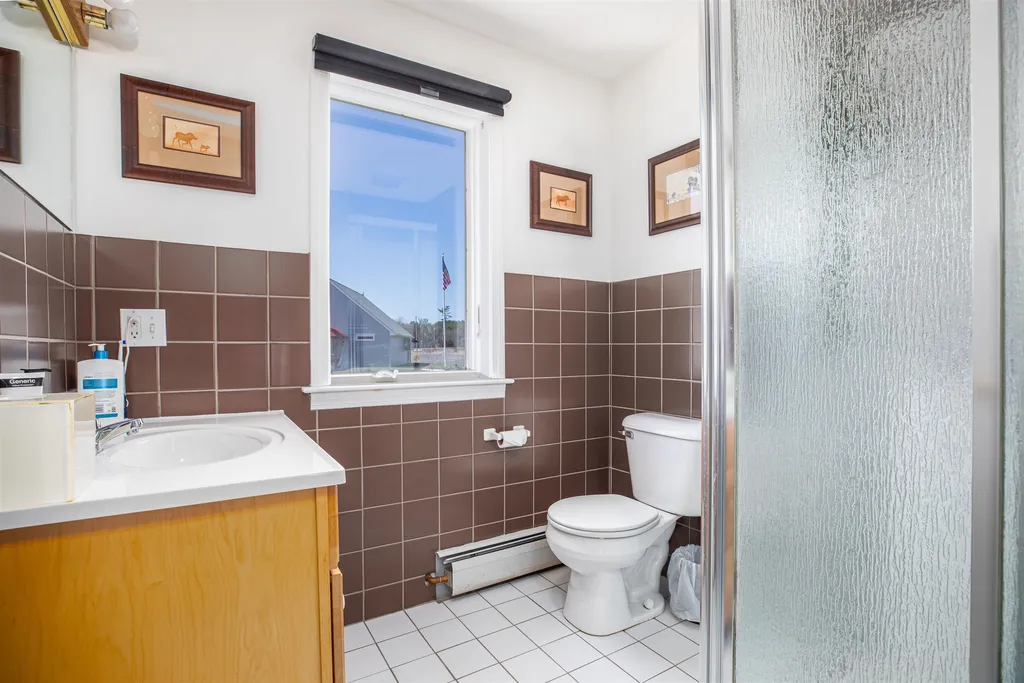 354 Durham Road Madbury NH 03823