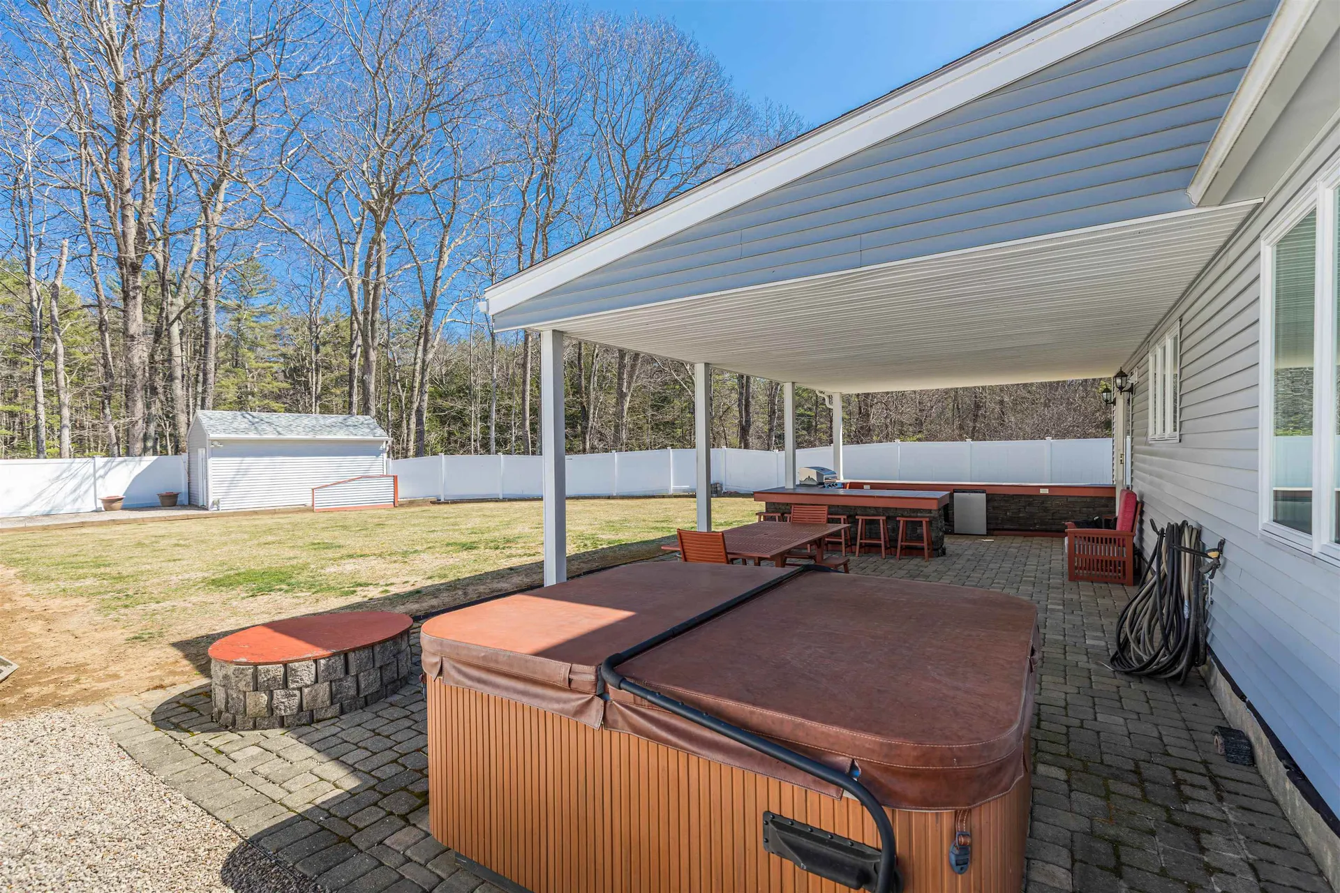 354 Durham Road Madbury NH 03823