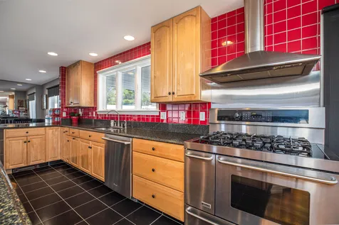 354 Durham Road Madbury NH 03823