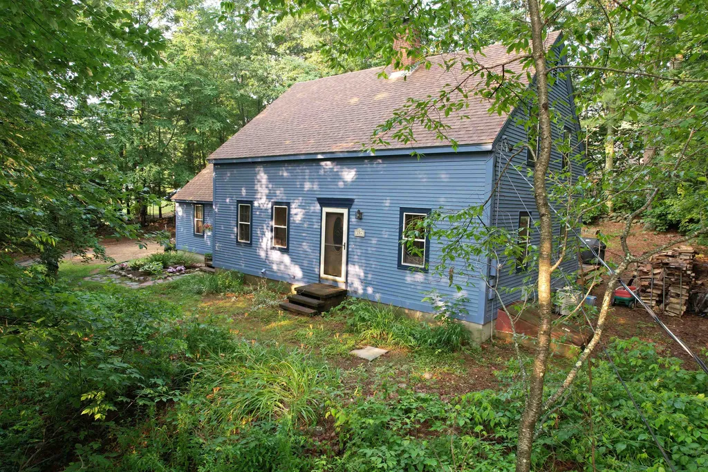 294 North Road Deerfield NH 03037