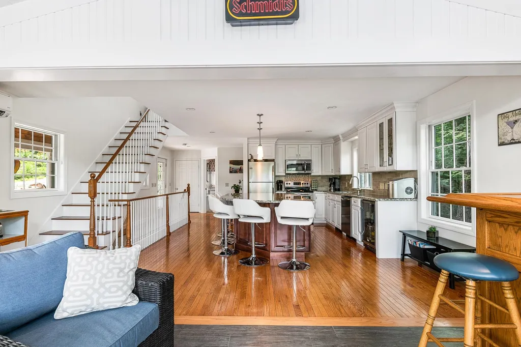 109 Toms Pond Lane Warner NH 03278