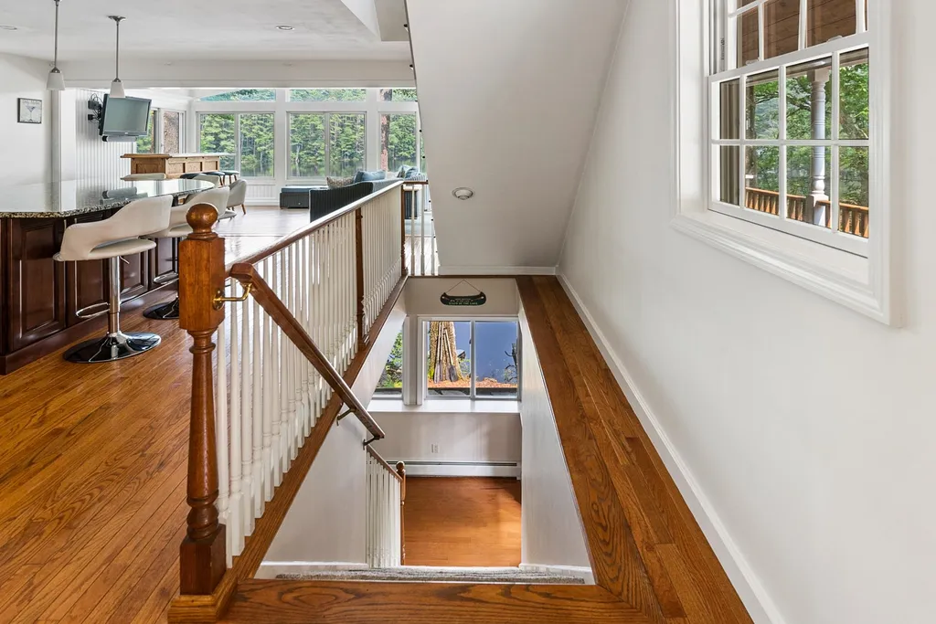 109 Toms Pond Lane Warner NH 03278