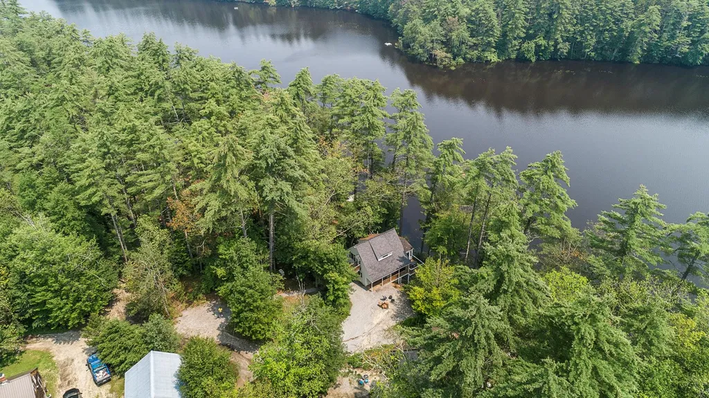 109 Toms Pond Lane Warner NH 03278