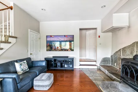 109 Toms Pond Lane Warner NH 03278