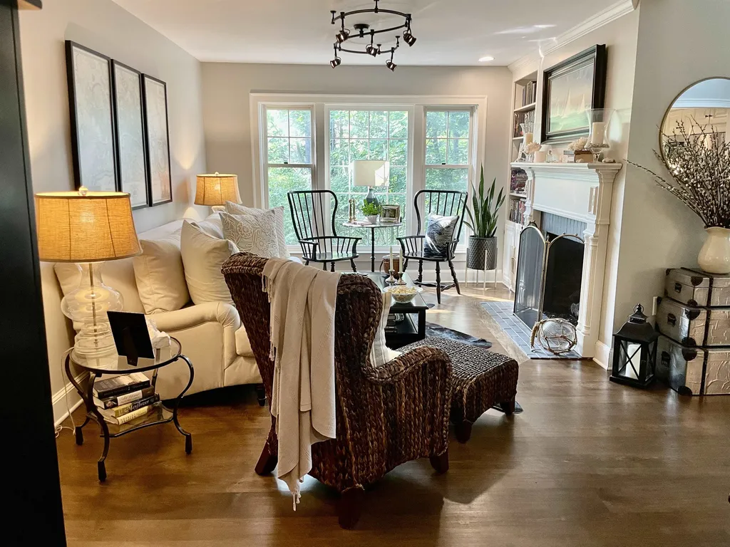 579 Sagamore Avenue Portsmouth NH 03801