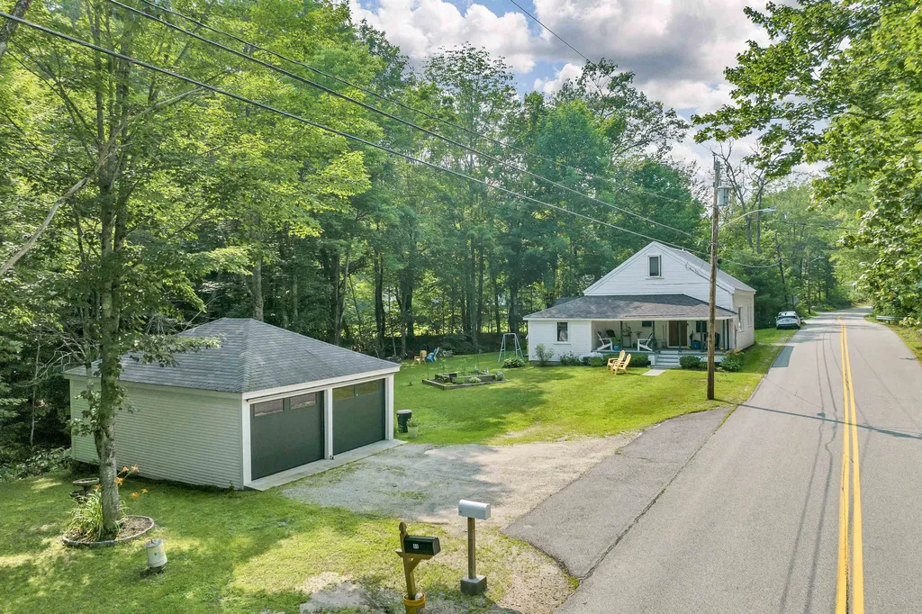 12 North Line Road Wolfeboro NH 03894