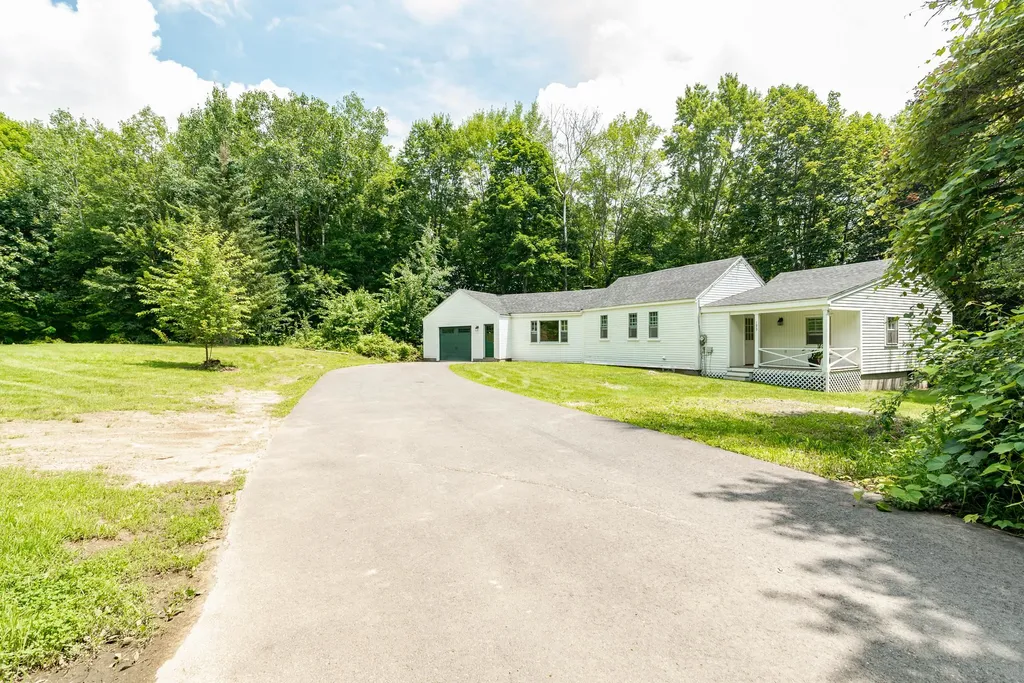 193 New Durham Road Alton NH 03809