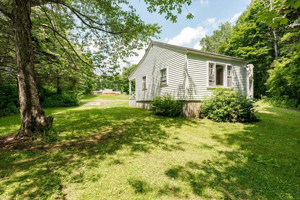 193 New Durham Road Alton NH 03809