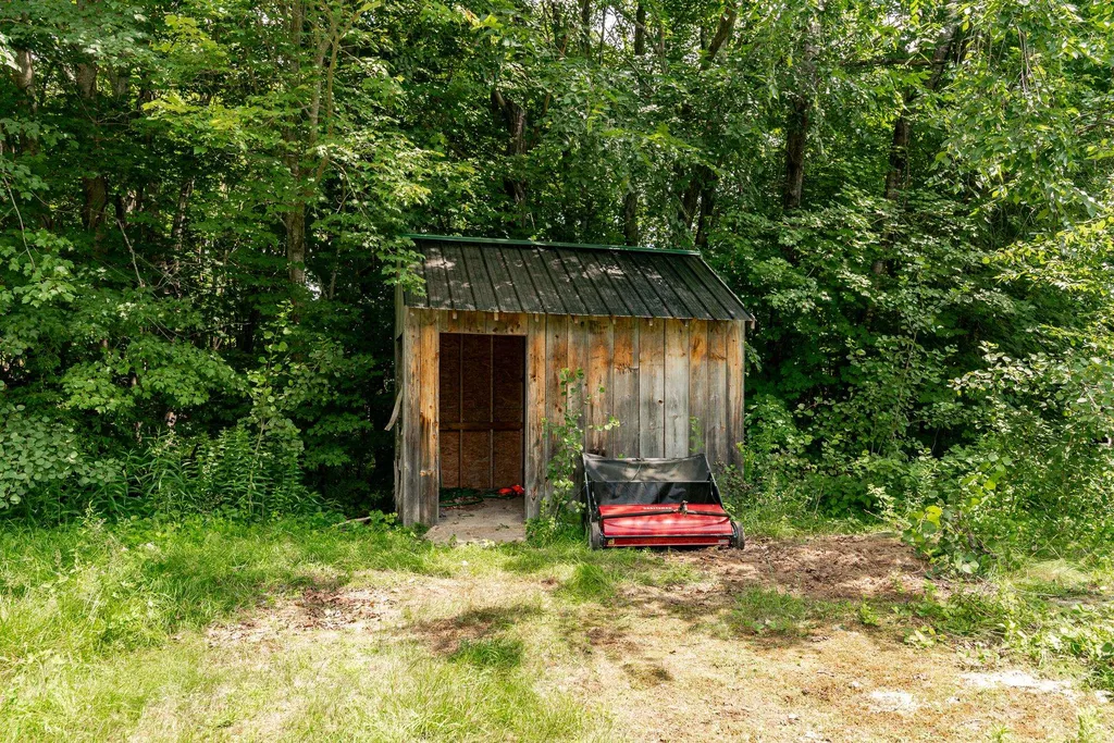 193 New Durham Road Alton NH 03809