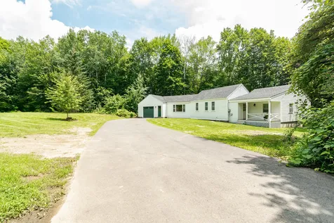 193 New Durham Road Alton NH 03809