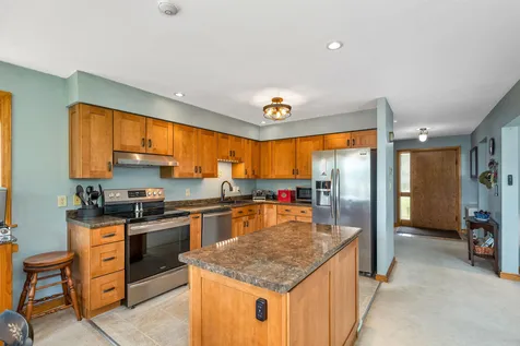 38 Starboard Way Laconia NH 03246